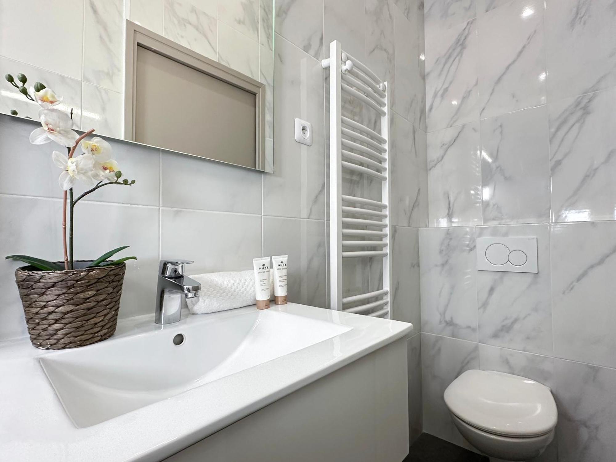 Spacious Studio In Saint-Germain-Des-Pres Apartment Paris Luaran gambar